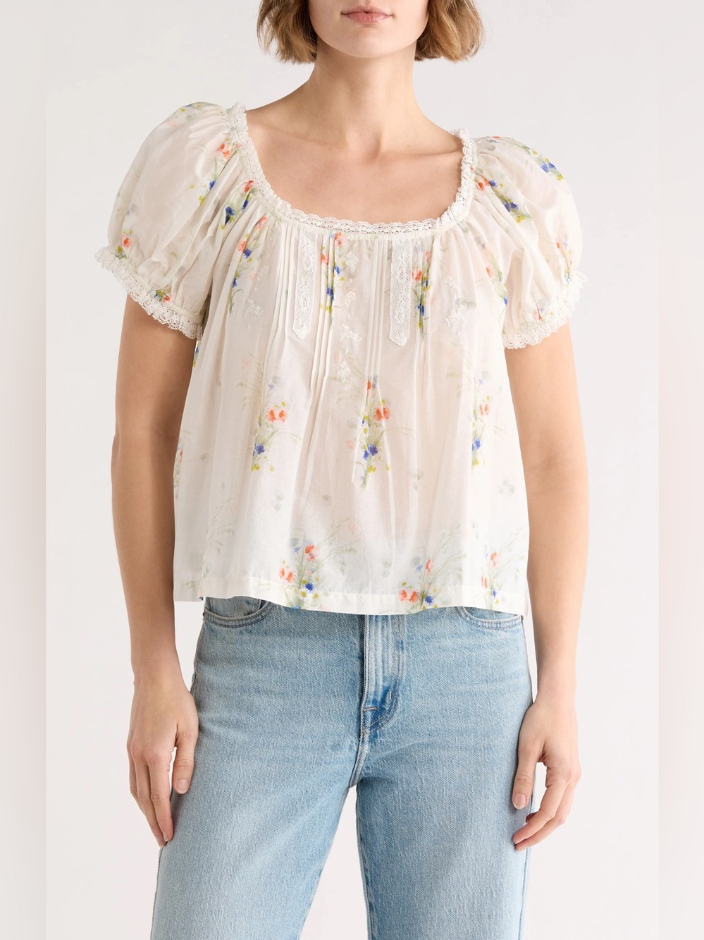 Tahari White Floral Puff-Sleeve Peasant Blouse